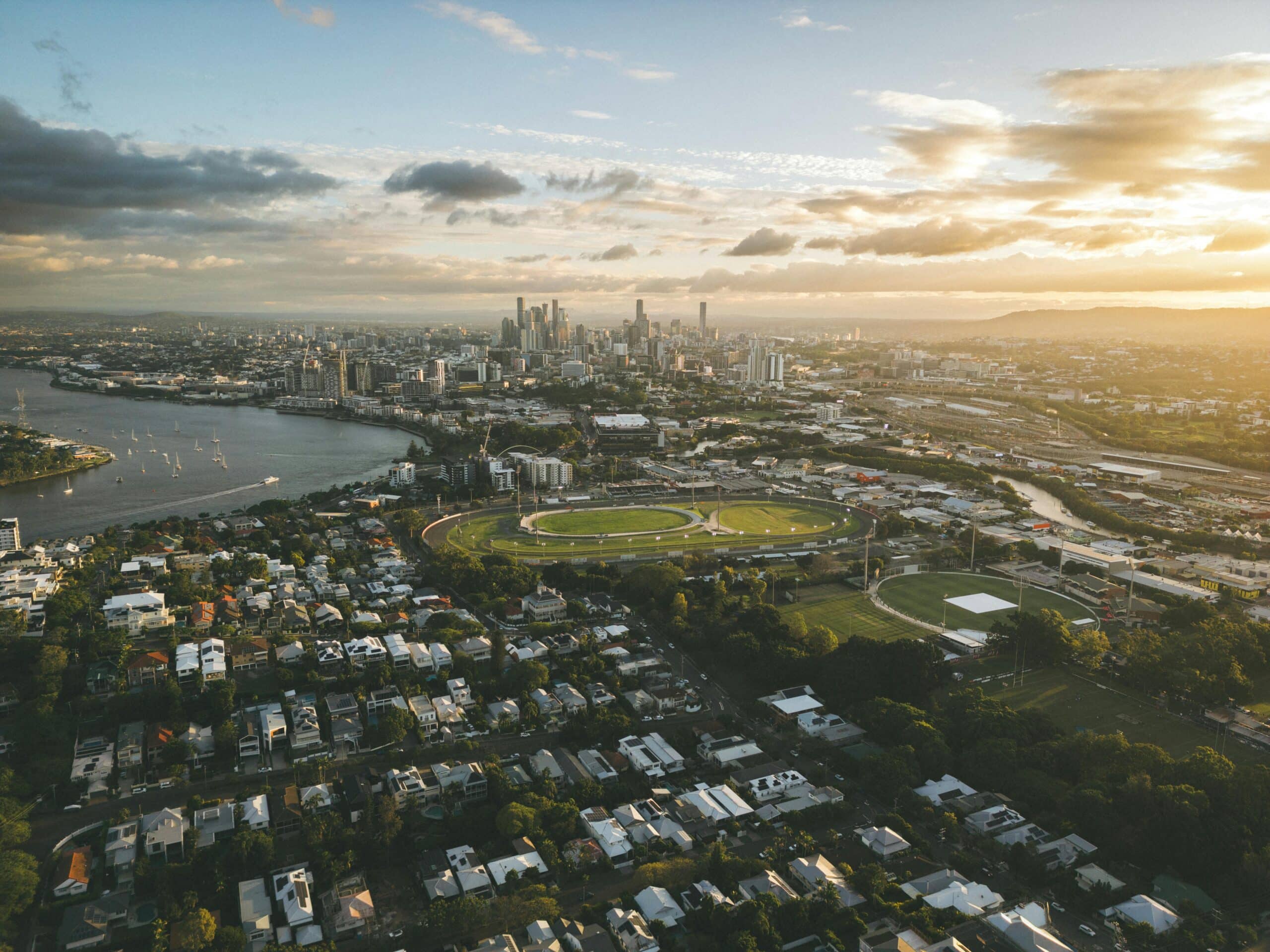 Custom Home Designs That Maximise Narrow Brisbane Blocks